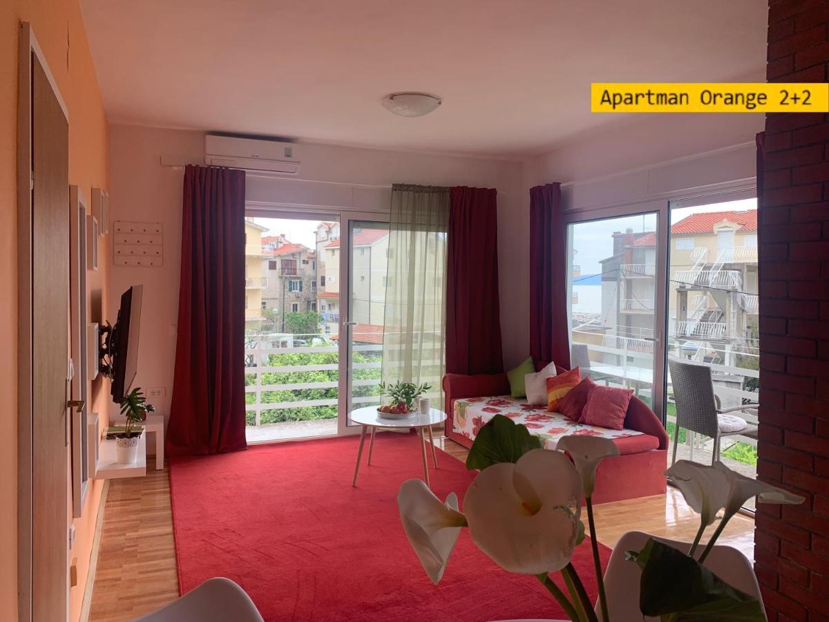 Apartment Garden House *