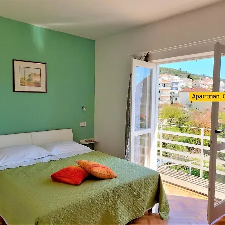 Apartments Garden House Podgora Exterior photo