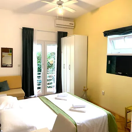 Apartments Garden House Podgora Exterior photo
